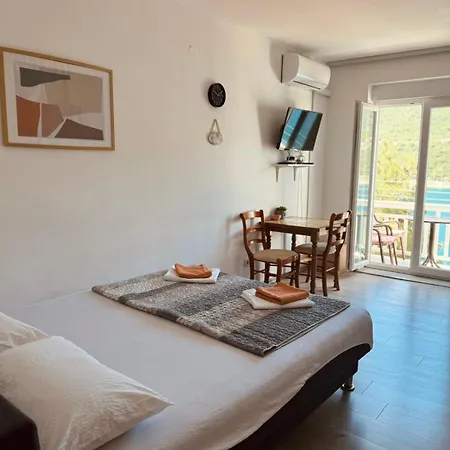 Sea Apartment