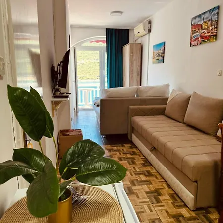 Sea Apartment